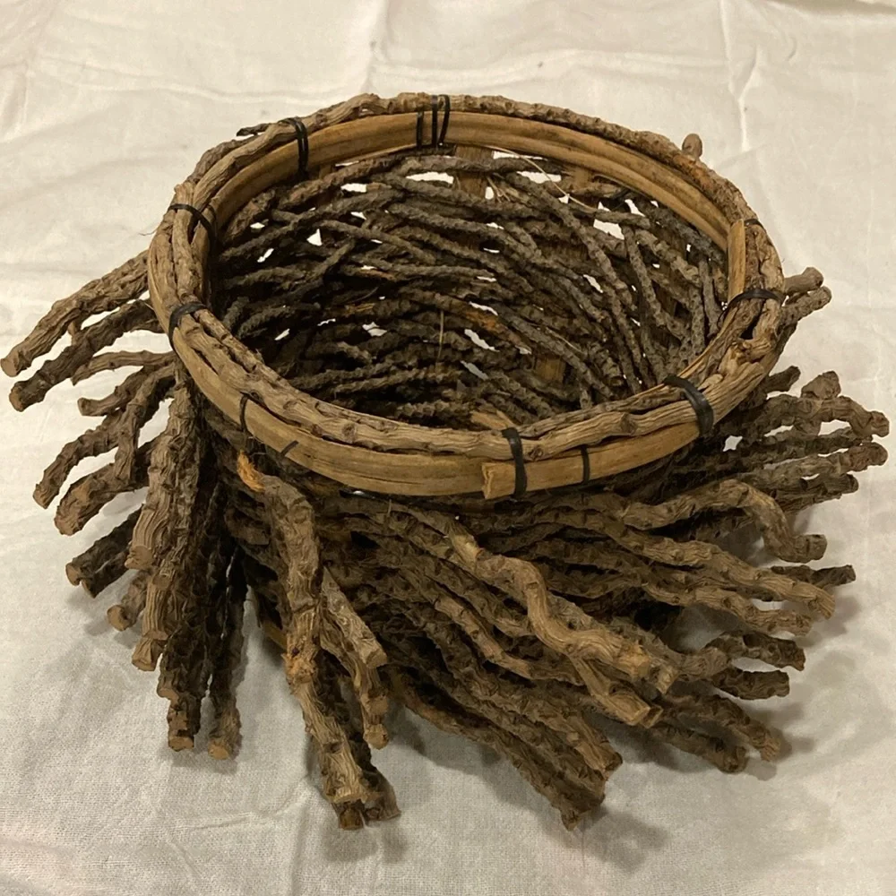 N/A brown woven